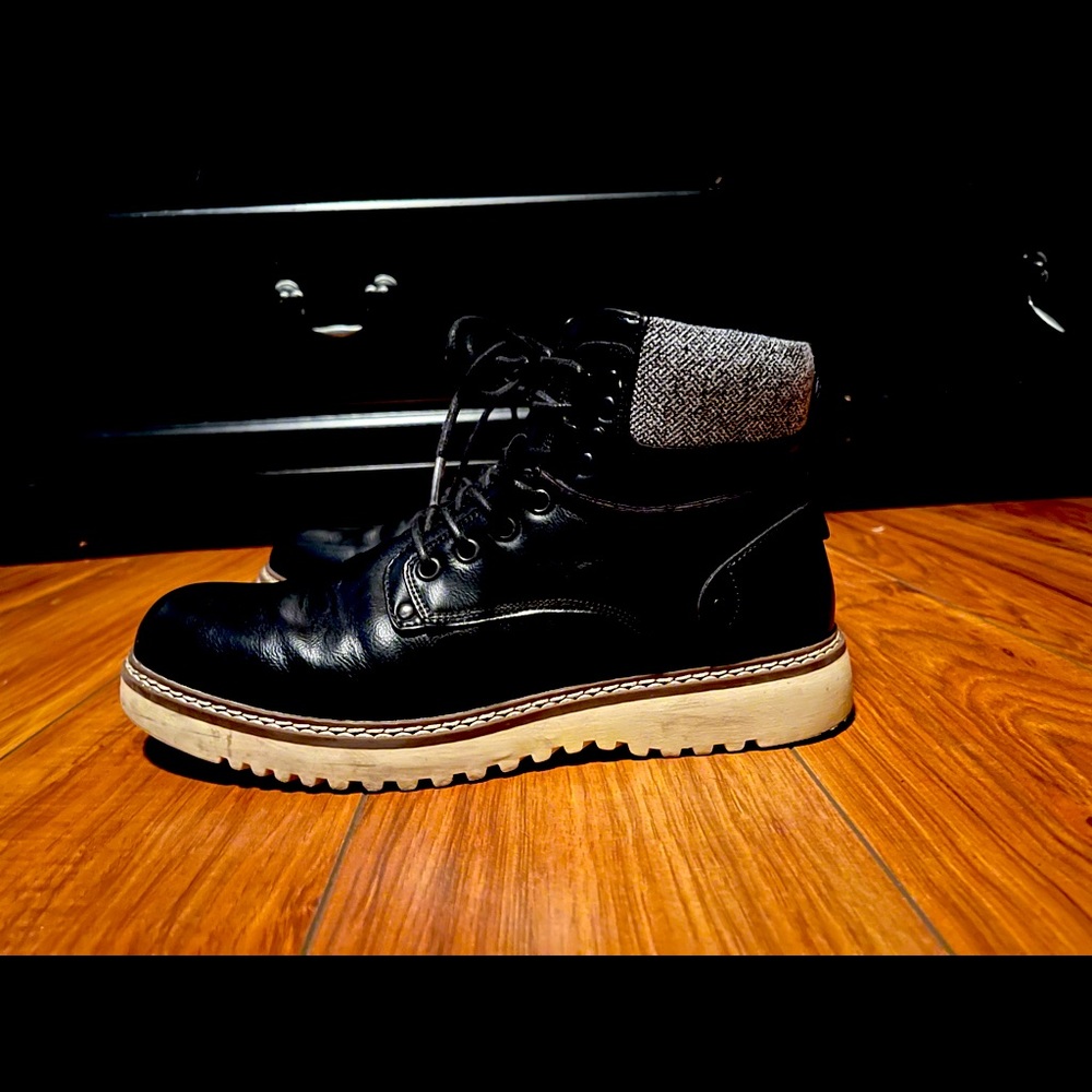 Steve Madden boots size 10